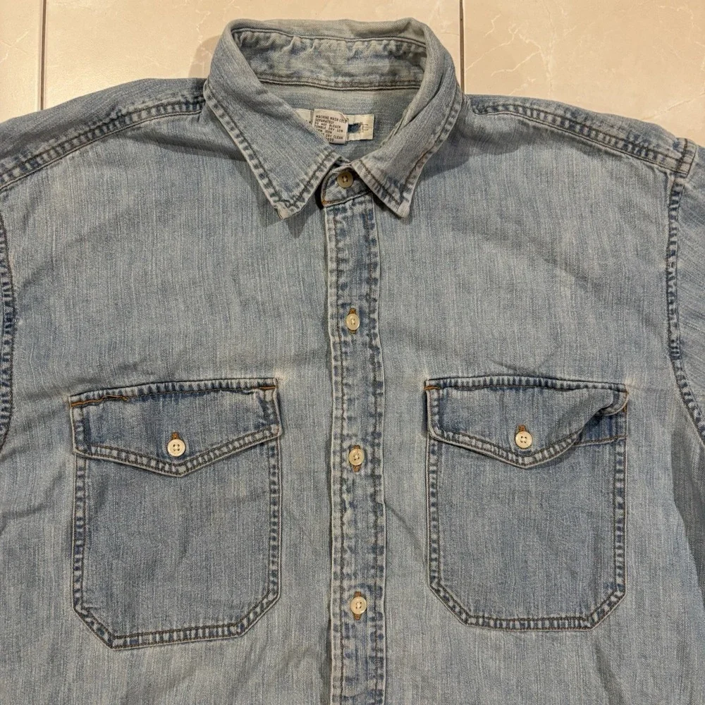 Vintage 90s Banana Republic Denim Button Shirt Men's M Rockabilly Western Light